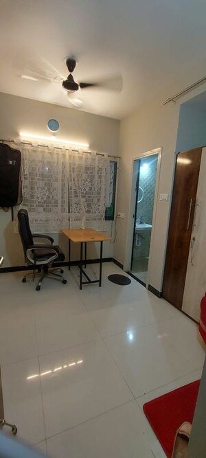 Room in 2 BHK Apartment at Avanti Vihar – for Rent