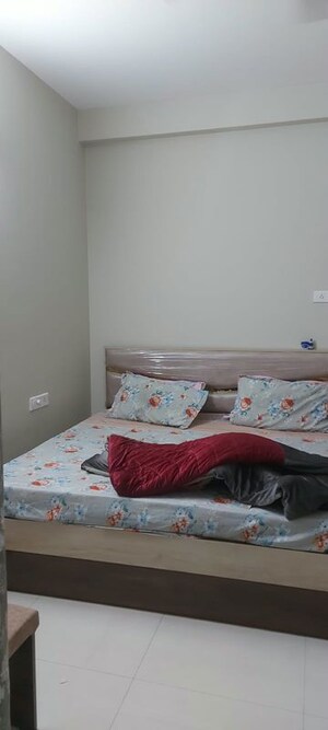Bedroom in 2 BHK Apartment at Avanti Vihar – for Rent
