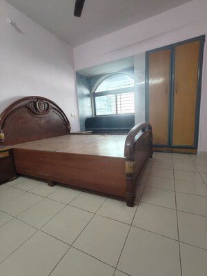 Room in 3 BHK Apartment at Sea Breeze Tower, Nerul – for Rent