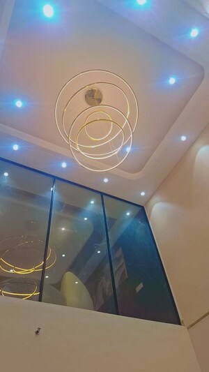 Furnished Amenities in 3 BHK Apartment at Gaur City 6th Avenue, Sector 4 Greater Noida – for Sale