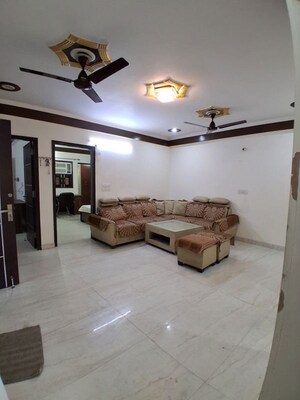 3 BHK Builder Floor For Rent in Sector 52