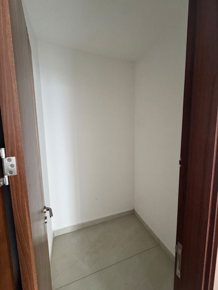 Room, malwa-escon-primera 2.5 Bedroom 1305 Sq.Ft. Apartment In International Airport Road Zirakpur 10751932