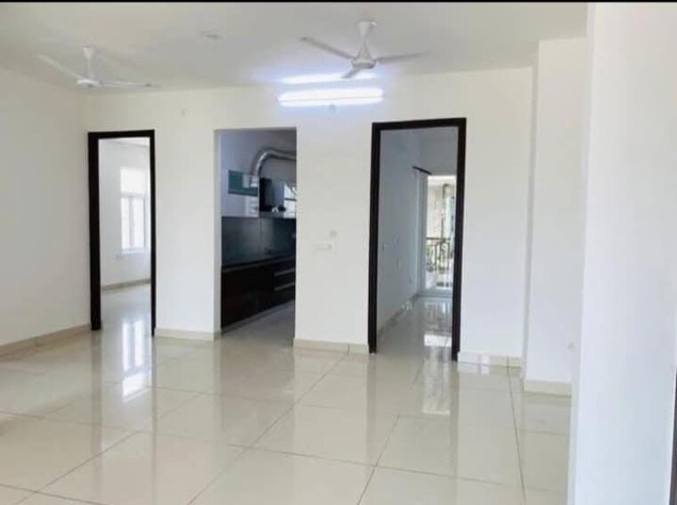 Room, hermitage-centralis 3 Bedroom 2025 Sq.Ft. Apartment In Vip Road Zirakpur 10751938