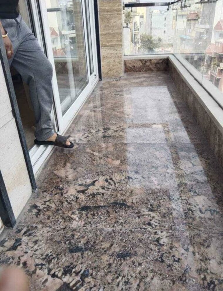 Balcony, rajouri garden 3 Bedroom 140 Sq.Yd. Builder Floor In Rajouri Garden Delhi 10751946
