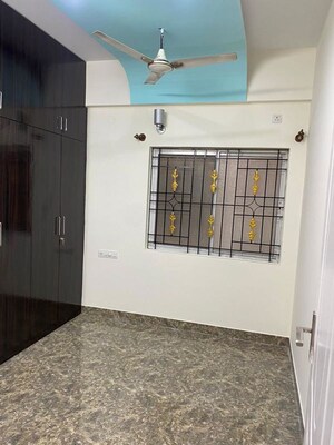 Room in 3 BHK Apartment at Rt Nagar – for Rent