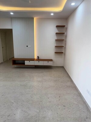Room in 3 BHK Apartment at Sobha Victoria Park, Hennur Road – for Rent
