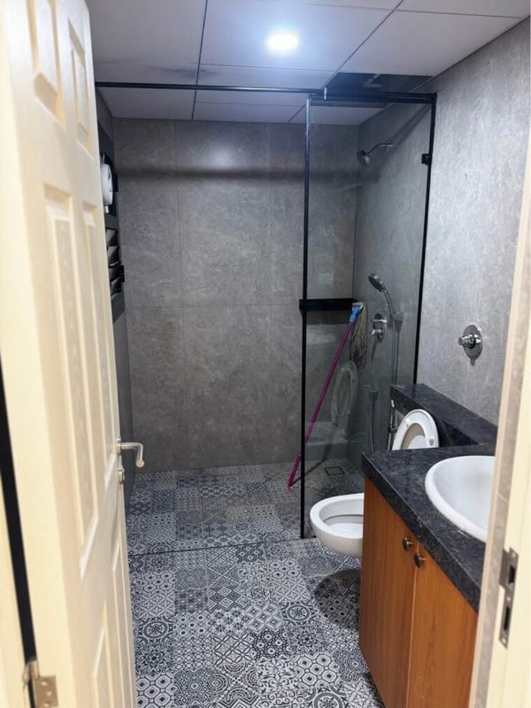 Bathroom, sobha-victoria-park 3 Bedroom 1833 Sq.Ft. Apartment In Hennur Road Bangalore 10751965