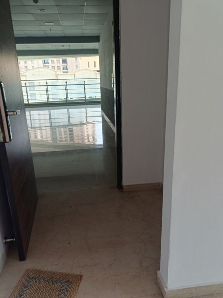 Room, rosa-manhattan 3 Bedroom 1000 Sq.Ft. Apartment In Ghodbunder Road Thane 10751974