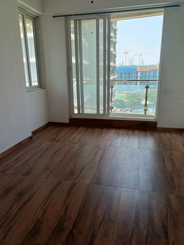 Room, rosa-manhattan 3 Bedroom 1000 Sq.Ft. Apartment In Ghodbunder Road Thane 10751974