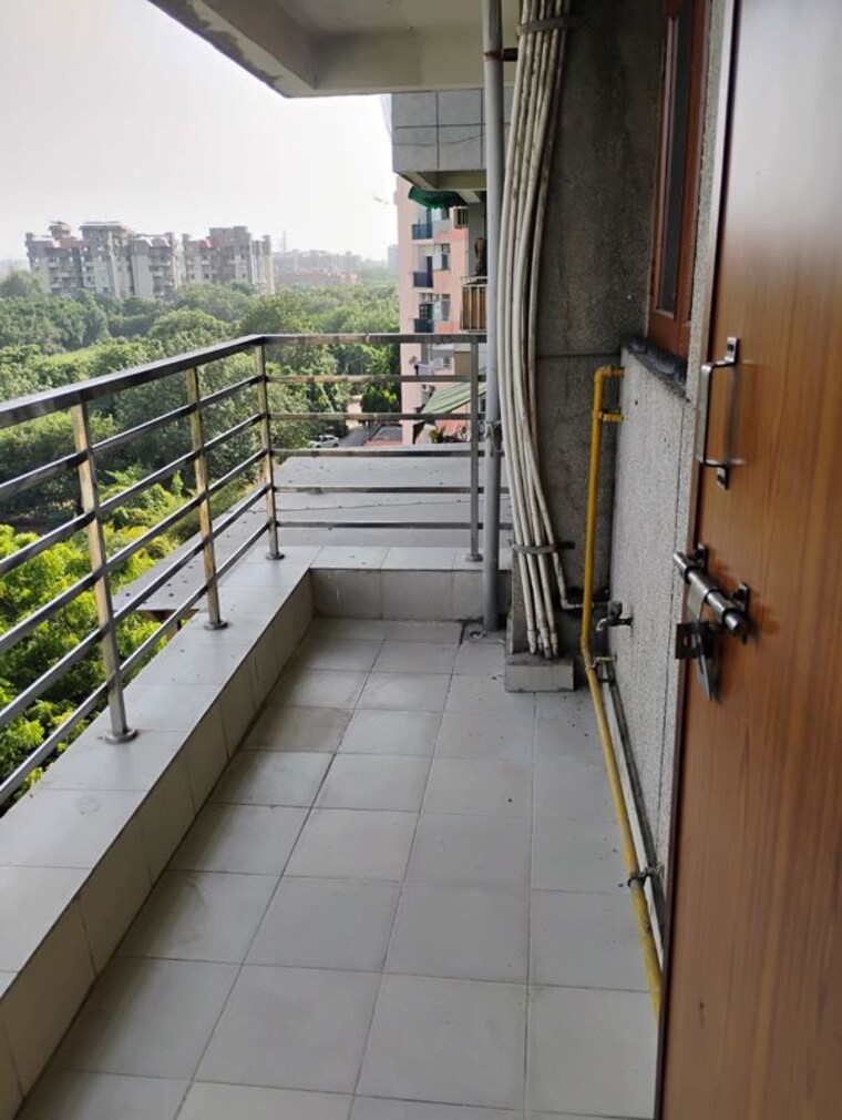 Balcony, godrej-meridien 4 Bedroom 2720 Sq.Ft. Apartment In Sector 106 Gurgaon 10751987