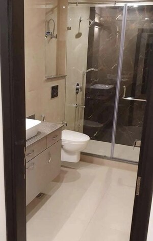Bathroom in 2 BHK Builder Floor at Ramesh Nagar – for Rent