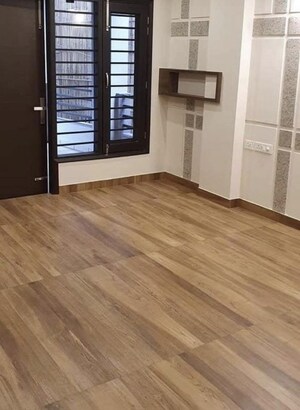 Room in 2 BHK Builder Floor at Ramesh Nagar – for Rent