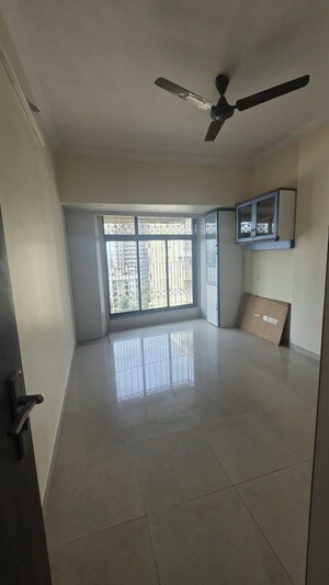 2 BHK Apartment For Rent in Malad Apartment, Malad West