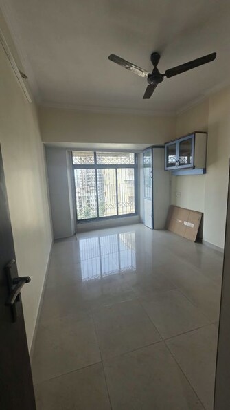 2 BHK +Apartment For Rent in Malad Apartment in Malad West, Mumbai