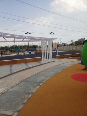  Shop For Sale in BPTP District Phase 2, Sector 84