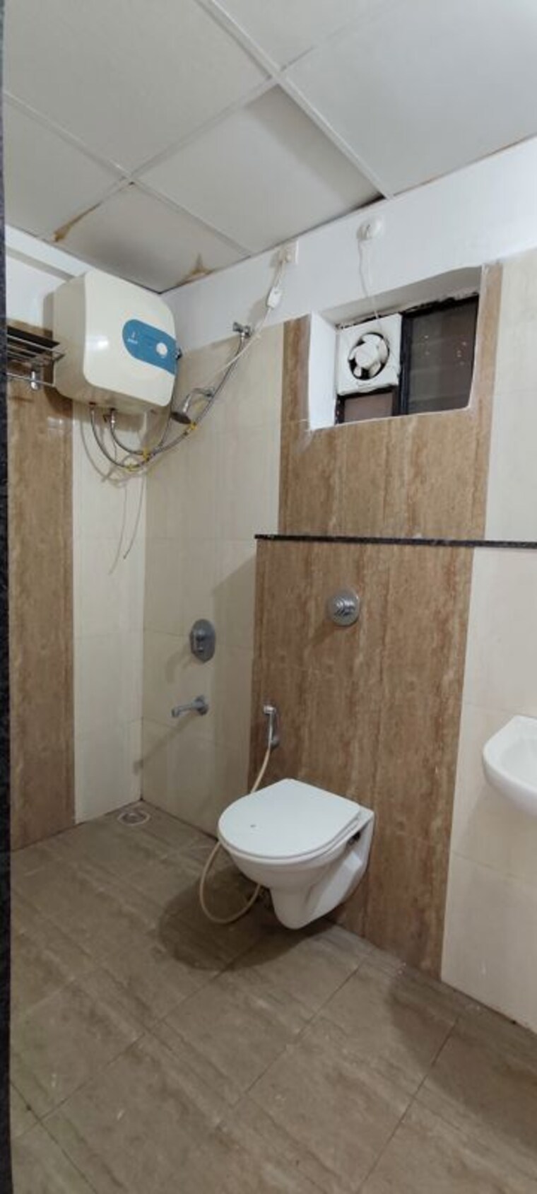 Bathroom, amlidih 3 Bedroom 1350 Sq.Ft. Apartment In Amlidih Raipur 10752035
