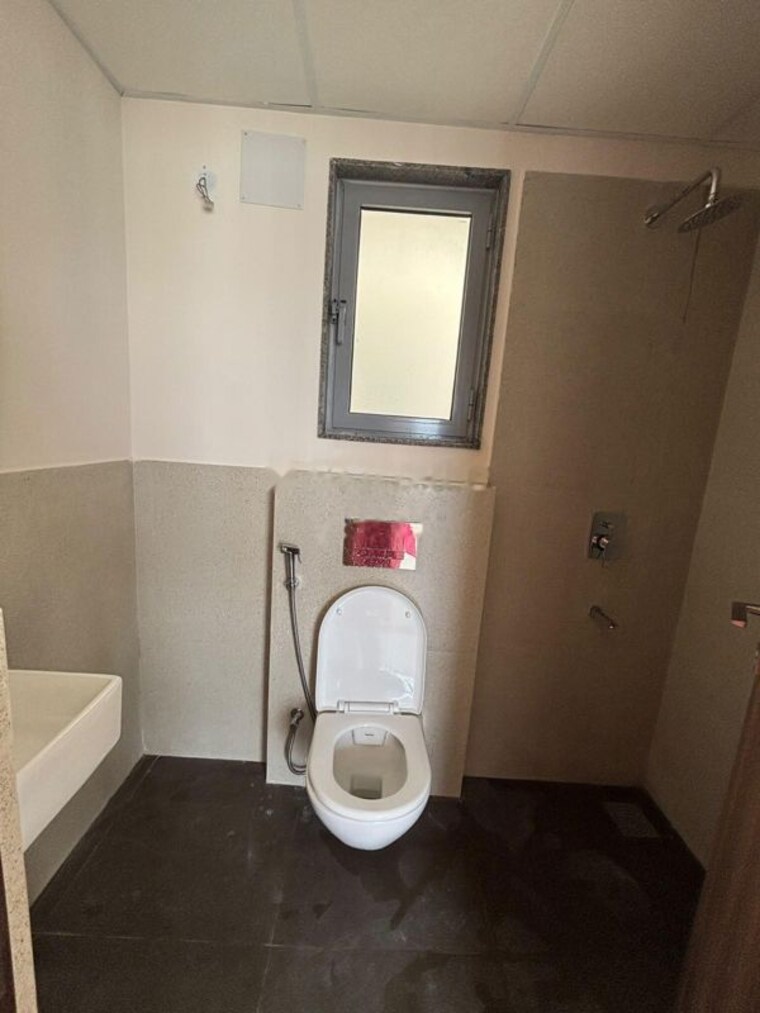 Bathroom, piramal-vaikunth 2 Bedroom 1060 Sq.Ft. Apartment In Balkum Pada Thane 10752053