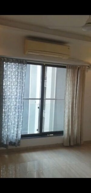 Room in 1 BHK Apartment at Je and Vee Vrindavan, Malad East – for Rent
