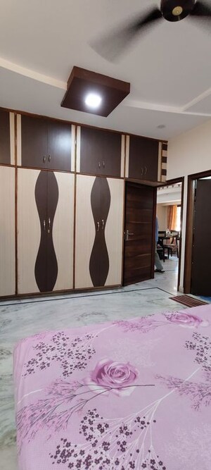 Bedroom in 3.5 BHK Villa at Shankar Nagar – for Rent