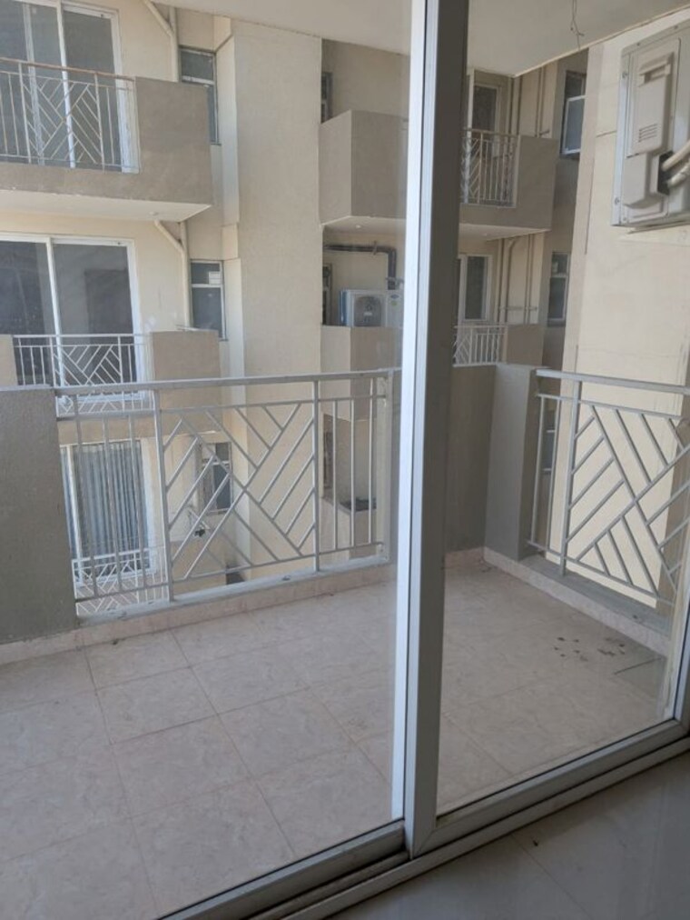 Balcony, pareena-coban-residences 4 Bedroom 1400 Sq.Ft. Apartment In Sector 99a Gurgaon 10752092
