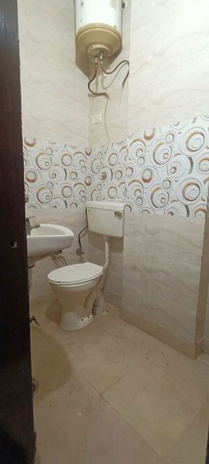 Bathroom in 3 BHK Builder Floor at Jawahar Park – for Sale