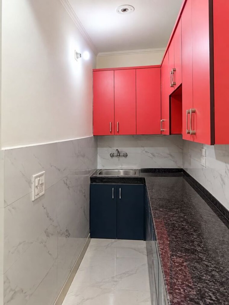 Kitchen, jawahar park 3 Bedroom 125 Sq.Yd. Builder Floor In Jawahar Park Delhi 10752104