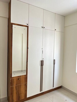 Furnished Amenities in 2 BHK Apartment at Shriram Liberty Square, Electronic City Phase ii – for Rent