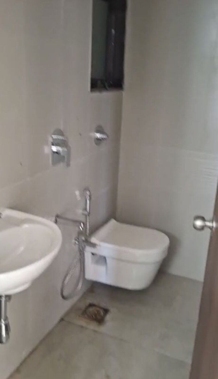 Bathroom, puneet-shivalaya 1 Bedroom 379 Sq.Ft. Apartment In Tagore Nagar Mumbai 10752086