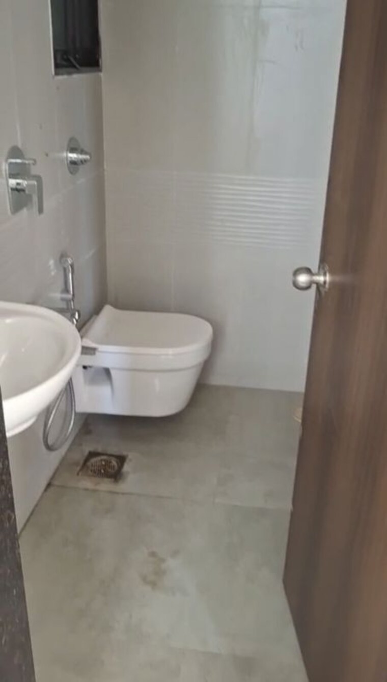 Bathroom, puneet-shivalaya 1 Bedroom 379 Sq.Ft. Apartment In Tagore Nagar Mumbai 10752086