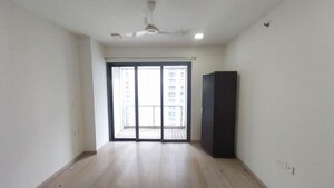 2 BHK Apartment For Sale in Lodha Dioro, Wadala
