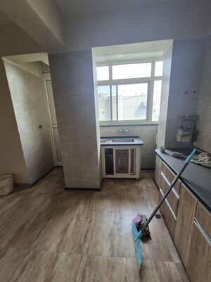 Kitchen in 2.5 BHK Apartment at Mayur Vihar – for Rent