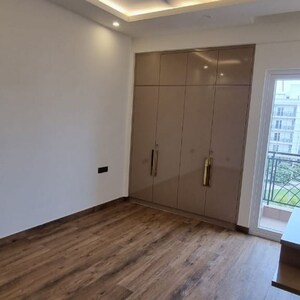 Washroom in 3 BHK Apartment at Sector 71 – for Rent