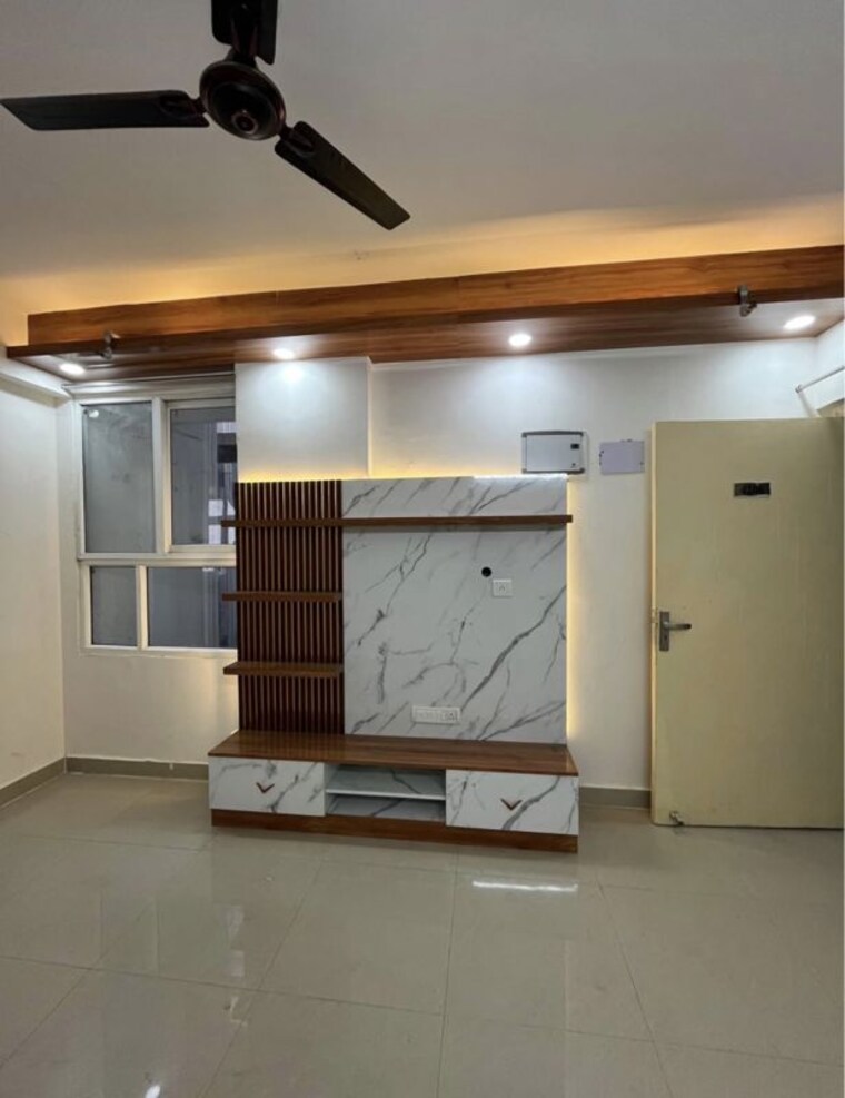 Living Room, tagore garden 3 Bedroom 140 Sq.Yd. Builder Floor In Tagore Garden Delhi 10752172
