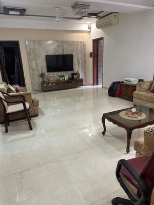 Living Room in 2.5 BHK Apartment at Mahim West – for Rent