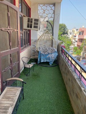 Balcony in 2 BHK Villa at Sector 22 – for Rent