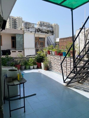2 BHK Villa – Exterior View View at Sector 22 - for Rent