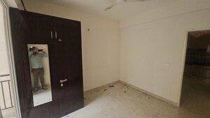 Room in 2 BHK Apartment at Signature The Millennia 4, Sector 37d – for Sale