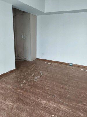 Room in 2 BHK Apartment at Godrej Air Sector 85, Sector 85 – for Rent