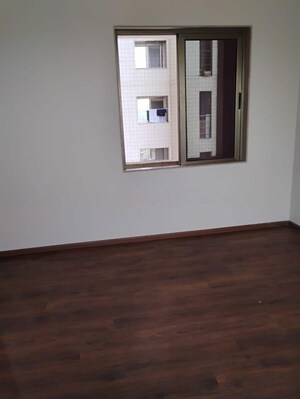 Room in 3.5 BHK Apartment at T Bhimjyani Neelkanth Woods, Manpada – for Rent