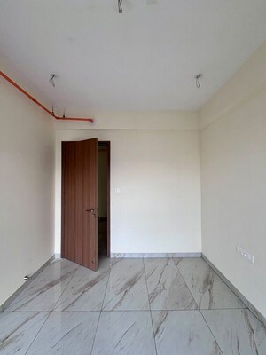 Room in 3 BHK Apartment at Raymond The Invictus By GS, Pokhran Road No One – for Rent
