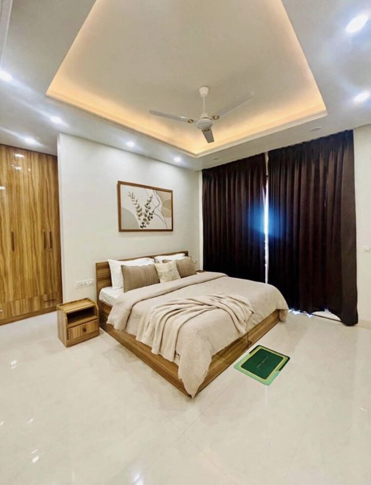 Bedroom, rajouri garden 3 Bedroom 130 Sq.Yd. Builder Floor In Rajouri Garden Delhi 10752221