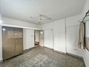 Room in 3 BHK Apartment at Jal Vayu Vihar Apartments, Powai – for Rent