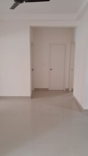 Room in 3 BHK Apartment at Mantri Webcity, Hennur Road – for Sale