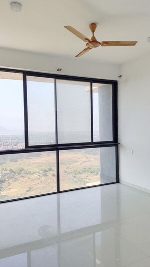 Room in 1 BHK Apartment at Marathon Nexworld, Dombivli East – for Rent
