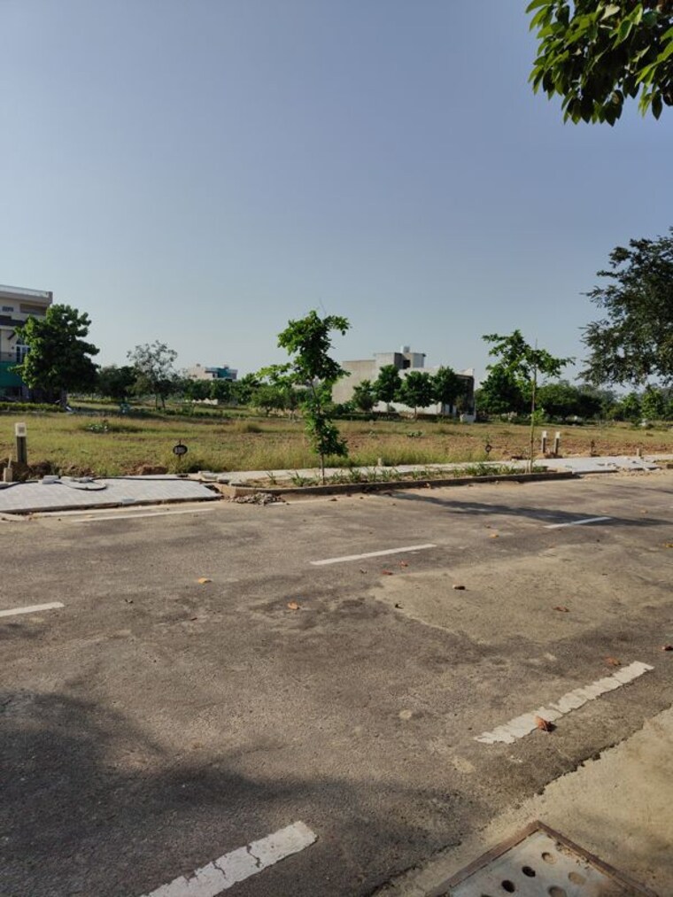 undefined, sidhwan canal  200 Sq.Yd. Plot In Sidhwan Canal Ludhiana 10752188