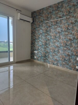 Room in 3.5 BHK Apartment at Maya Green Lotus Utsav, International Airport Road – for Rent
