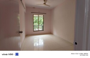 Room in 2 BHK Apartment at Aristo Krishna Residency, Kharghar – for Rent