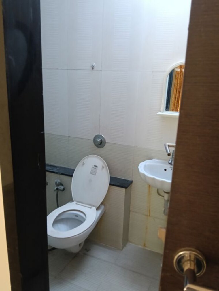 Bathroom, ravechi-heights 3 Bedroom 1650 Sq.Ft. Apartment In Kharghar Navi Mumbai 10752247