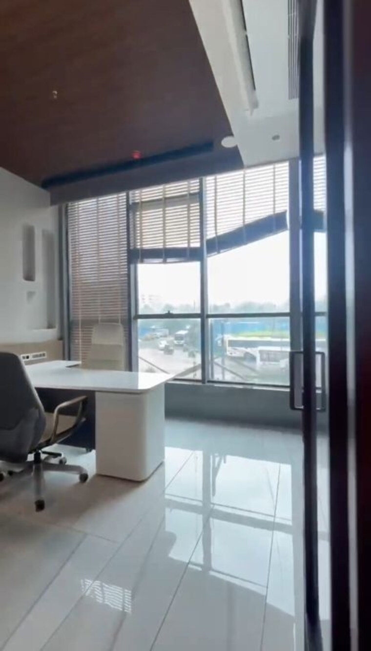 Team Area, hiranandani-estate Commercial Office Space 385 Sq.Ft. In Ghodbunder Road Thane 10752168