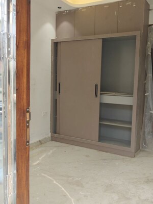 Room in 3 BHK Builder Floor at Pratap Vihar GDA Flats, Pratap Vihar – for Sale